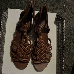 Tory Burch Constance Braided Leather Sandals sz 8, Brand New unworn